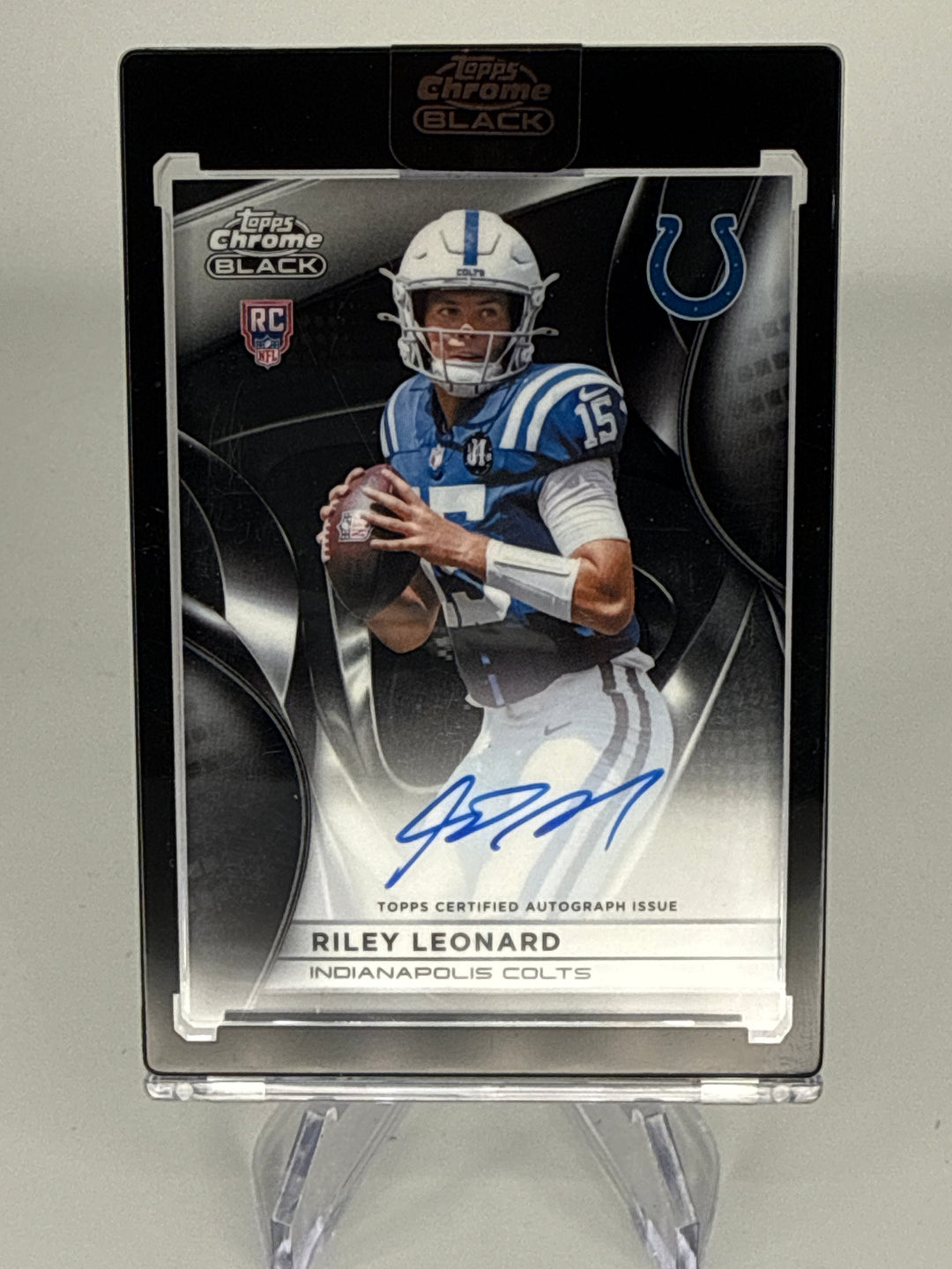 Riley Leonard 2025 Topps Chrome Black Rookie Auto