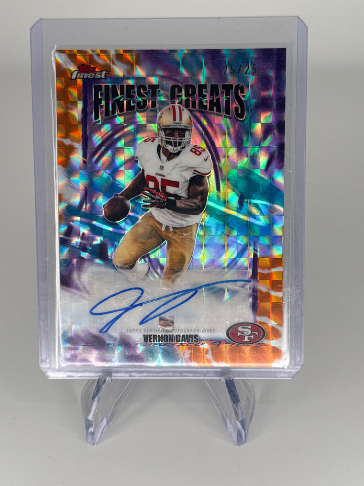 Vernon Davis 2025 Topps Finest Greats Orange Geometric Auto, 25/25