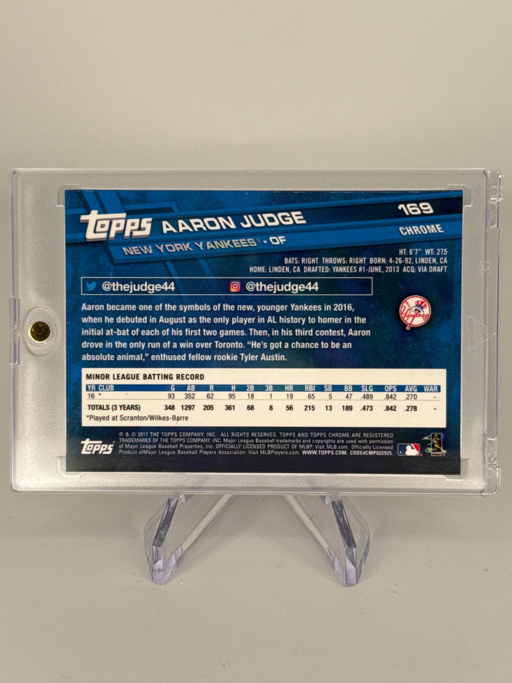 Aaron Judge 2017 Topps Chrome Prism Rookie