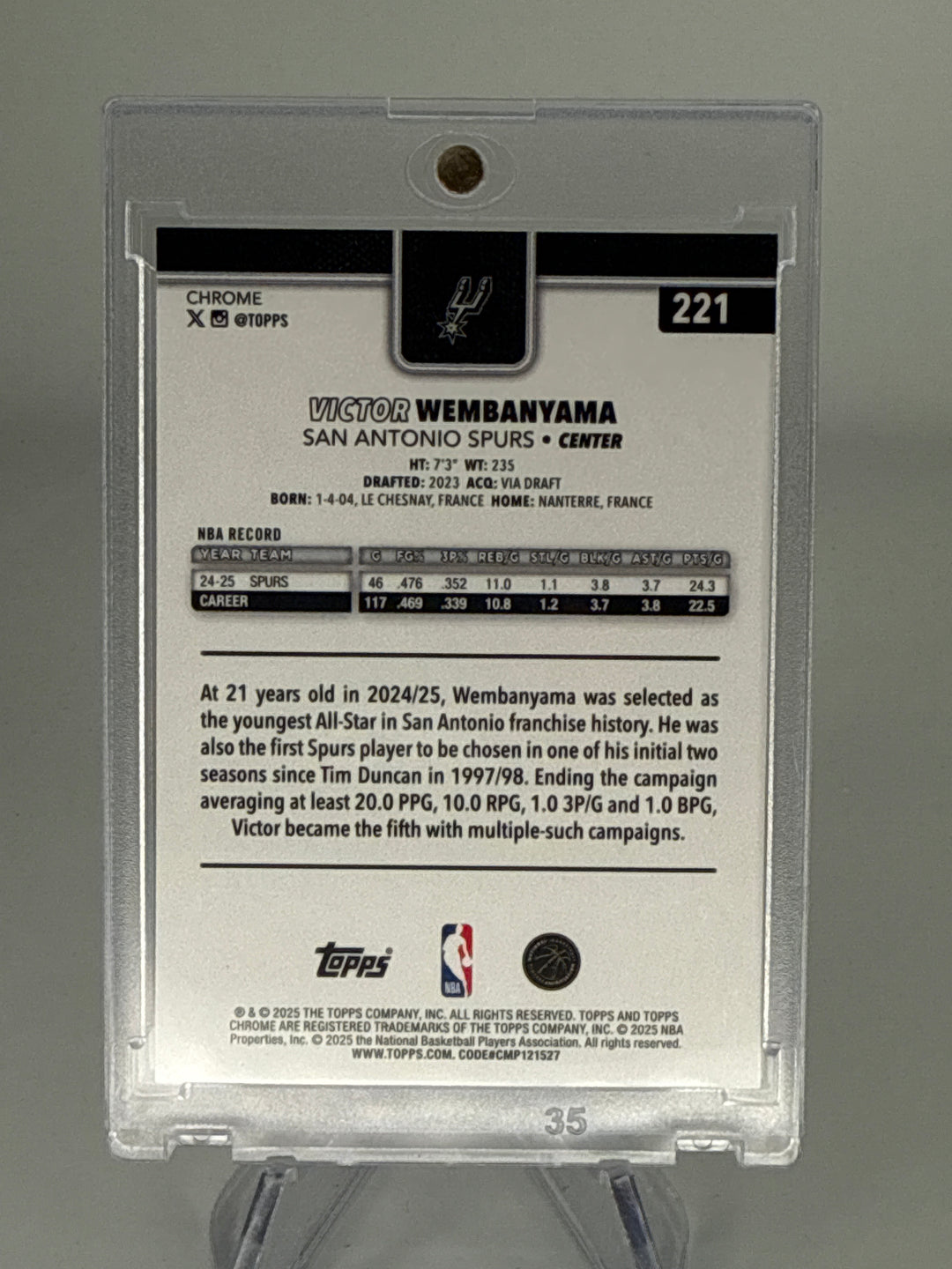 Victor Wembanyama 2025 Topps Chrome Purple Raywave Refractor, 18/75