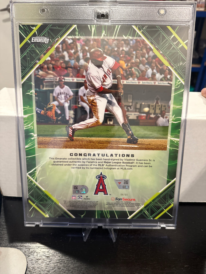 Vladimir Guerrero Sr 2025 Fanatics Emanate Collectable Jumbo Autograph Card, 84/99