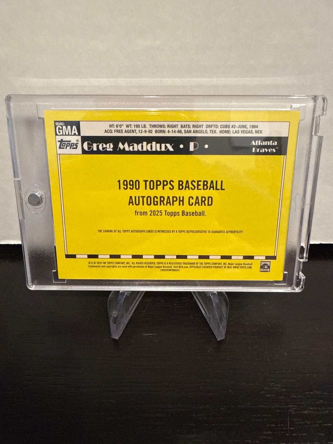 Greg Maddux 2025 Topps Series One 1990 35th Anniversary Auto