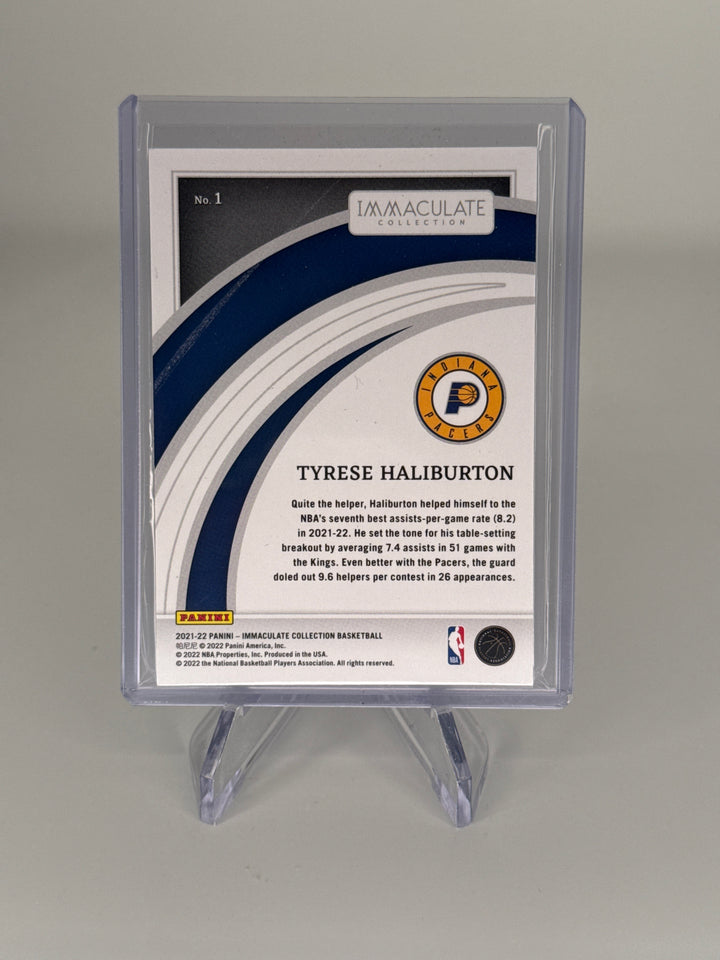 Tyrese Haliburton 2022 Panini Immaculate Green, 2/5